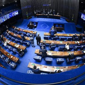Substitutivo do Senado gera riscos para orçamento de 2023 e pode forçar nova discussão do teto