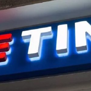 TIM Brasil pretende pagar R$ 2 bilhões em dividendos em 2022 com avanço de estratégia
