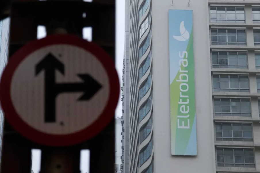 Demanda por Eletrobras supera expectativa do governo e se aproxima de R$ 60 bilhões