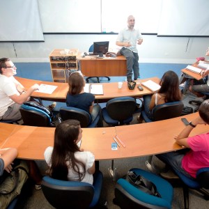 Yduqs (YDUQ3): quando investir na dona das universidades Estácio e Ibmec?