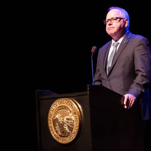 tim walz, Minnesota, governador, partido democrata, casa branca