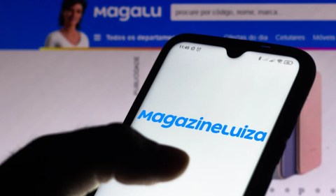 Magazine Luiza e outras varejistas estão na lista de ações mais sensíveis aos juros. Foto: Rafael Henrique /SOPA Images