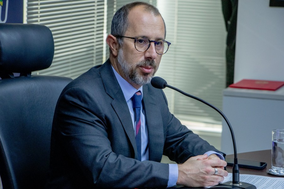 CGU: Governo suspende todos acordos de cooperação entre entidades e INSS após denúncia de fraude