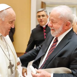 Lula e Milei lamentam morte e relembram encontros com Papa Francisco
