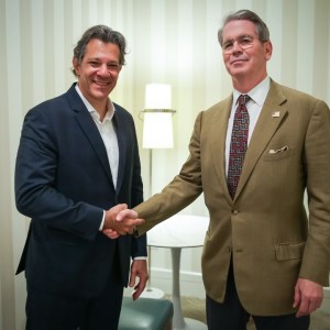 Haddad se encontra com o secretário do Tesouro de Trump